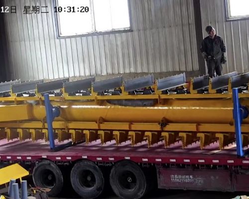 Iompr&oacute;ir scraper adhlactha ar dhleacht &eacute;adrom